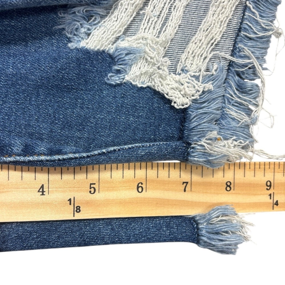 Judy Blue Women's Mid Rise Distressed Stretch Raw Denim Cut Off Shorts 1X - Picture 8 of 9